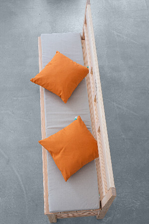 Auflage Creme-Beige, Kissen in Terrakotta-Orange